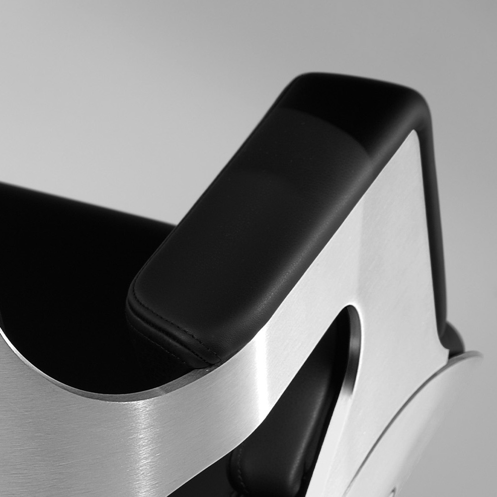 Кресло руководителя Silver 362S Leather Black SA01 - 897892 – фото 10 Кресло руководителя Silver 362S Leather Black SA01 - 897892 – фото 10