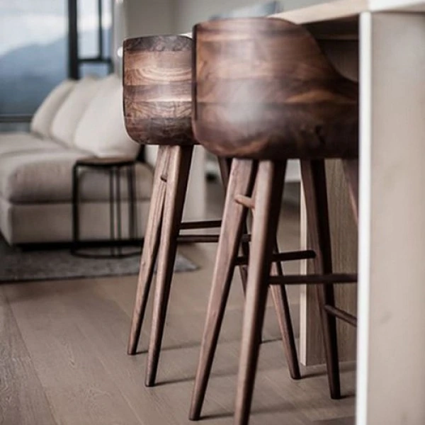 Какие барные стулья лучше?